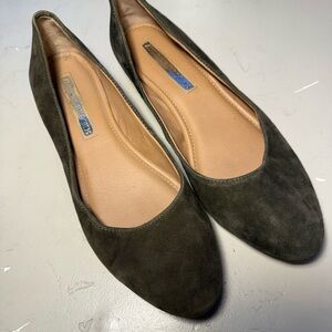 Audrey Brooke Green Suede Flats Minimalist Design